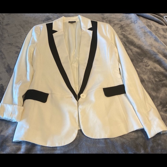 Nicole Miller Blazer - Picture 1 of 4